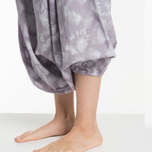 16AW10_LVN_geniepanst_bottoms_detail