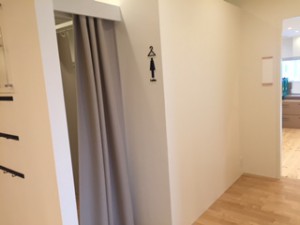 女子更衣室入口